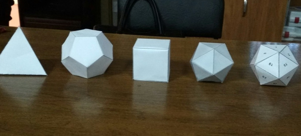 Собранный октаэдр. Кубо Кубо октаэдр. Тетраэдр куб октаэдр додекаэдр икосаэдр. Платоновы тела развертки гексаэдр. Пентагон додекаэдр оригами.